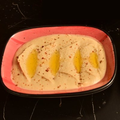 HUMMUS