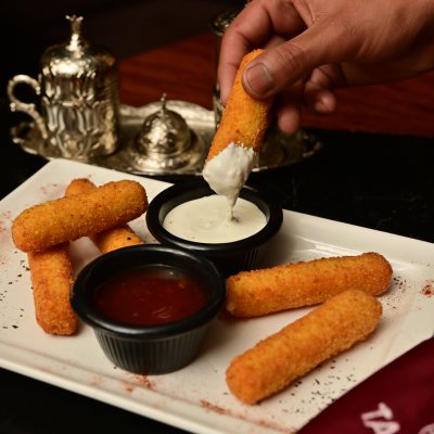 MOZZARELLA STICKS