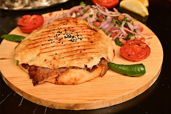 taksim-Doner-in-Bread-blog